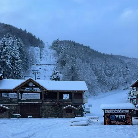 Agrifoglio * Caprara (Crotone)